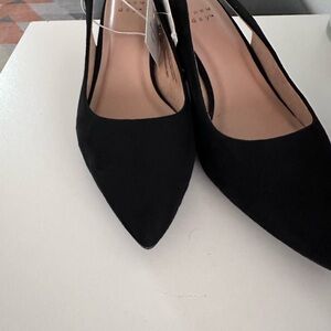 A New Day Black Pointed Toe Heels